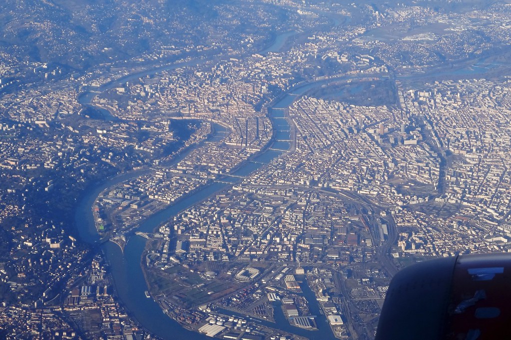 Vue urbaine d'une grande ville française