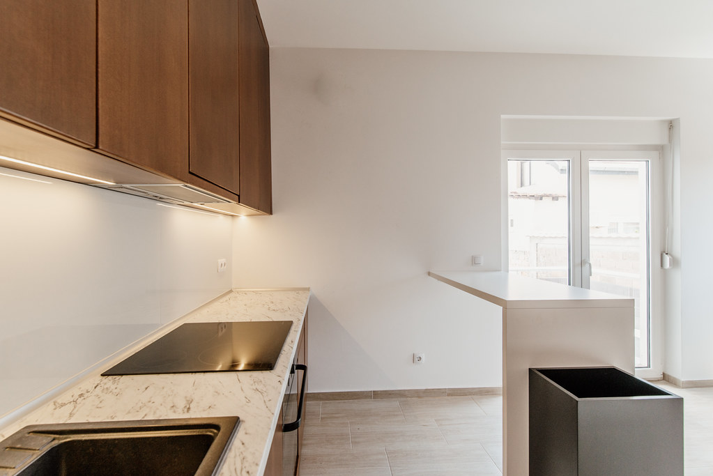 Cuisine contemporaine avec îlot central
